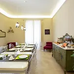 Bed & Breakfast Maeco Ortigia 4*