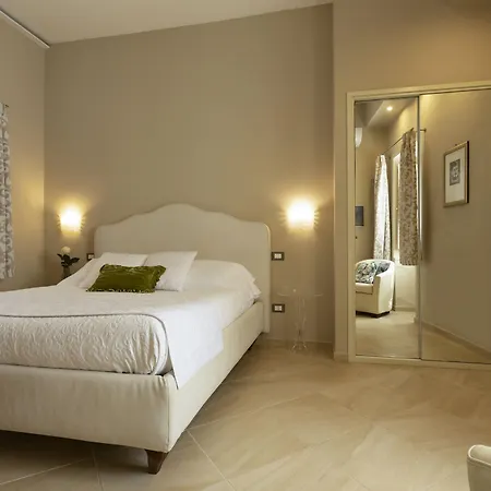 Bed & Breakfast Maeco Ortigia 3*