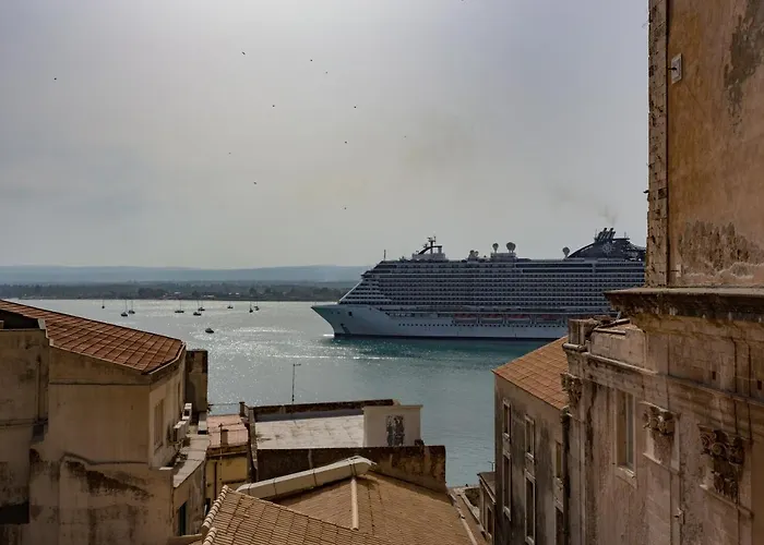 Maeco Ortigia Frühstückspension 4*